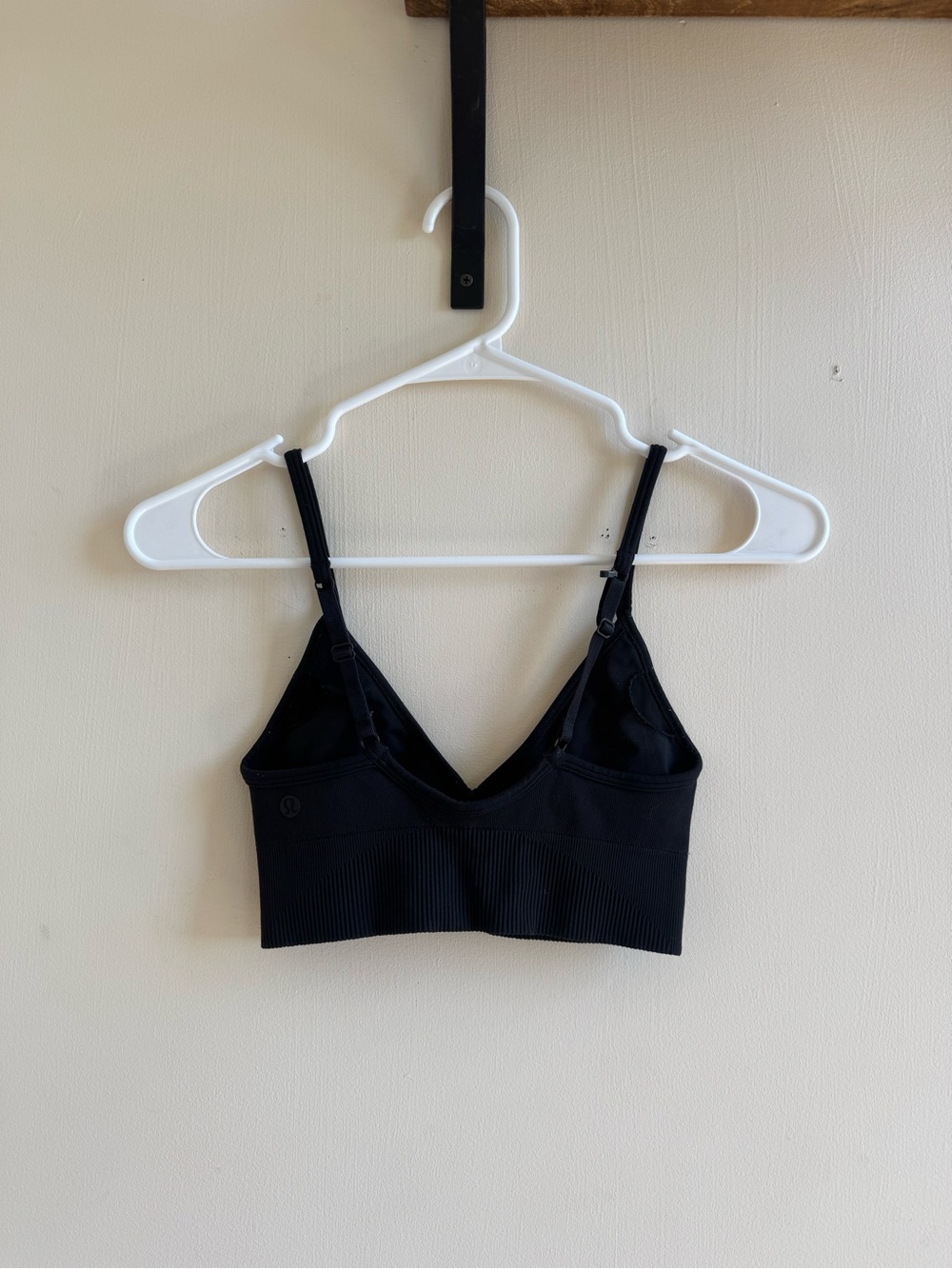 lululemon athletica Black Ebb to Street Ribbed Sports Bra Tank Size 2/4